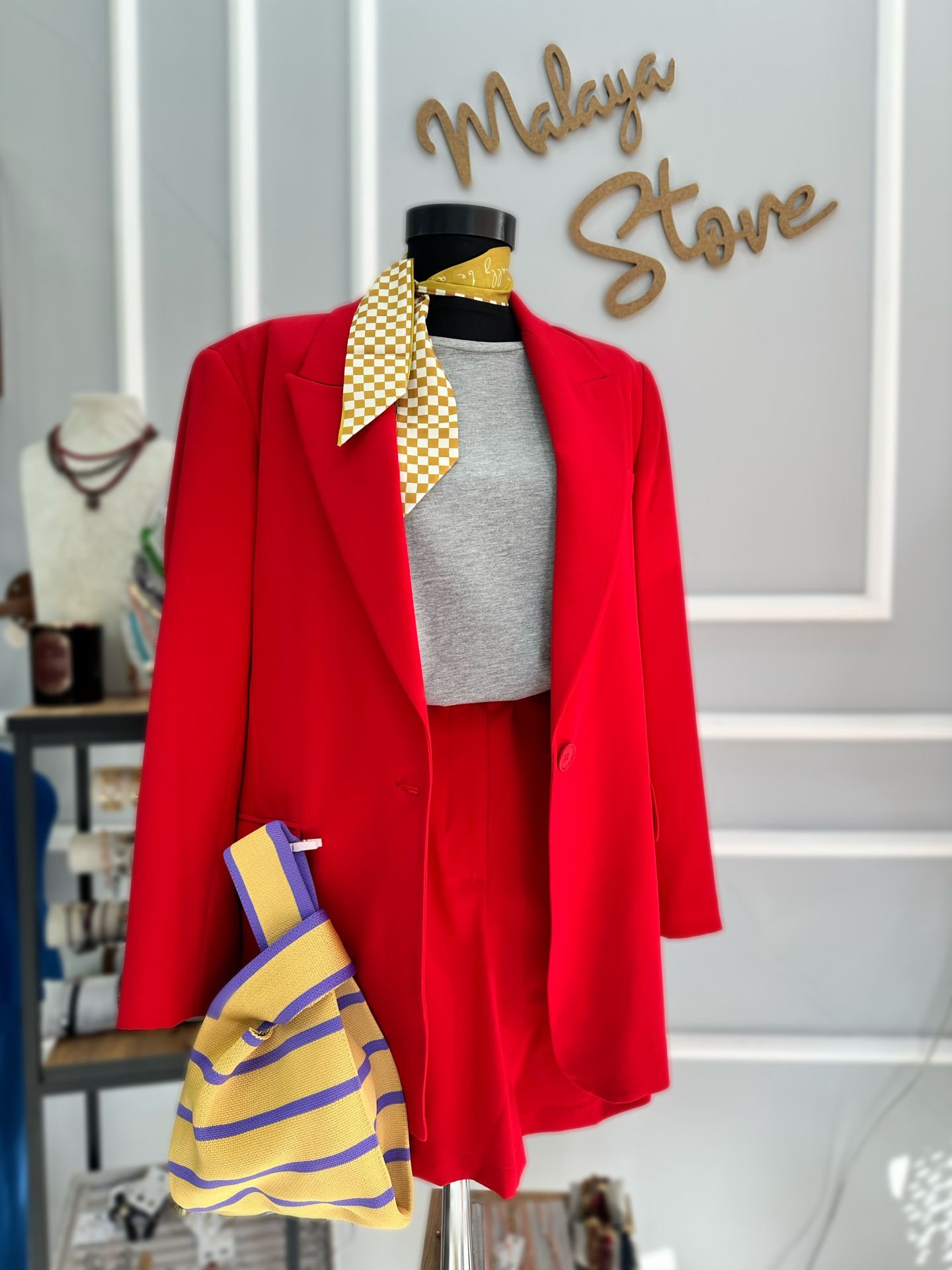 Şortlu Blazer Takım