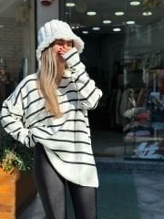 Çizgili Oversize Triko Kazak