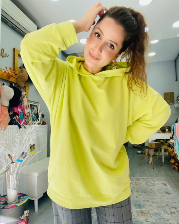 Malaya Mevsimlik Neon Sweatshirt