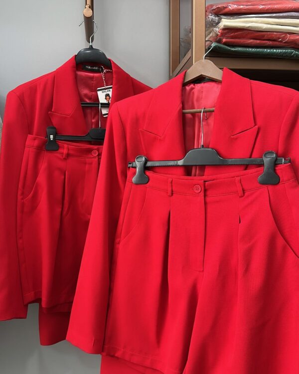 Şortlu Blazer Takım