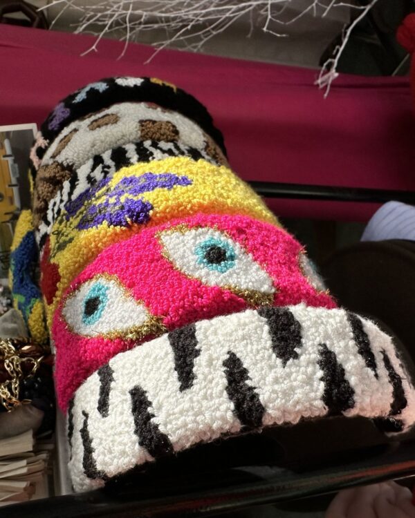 “Zebra” Punch Taç