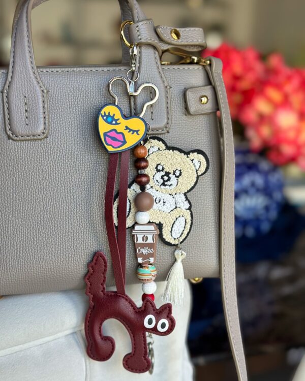 Malaya Charm - Teddy Cat