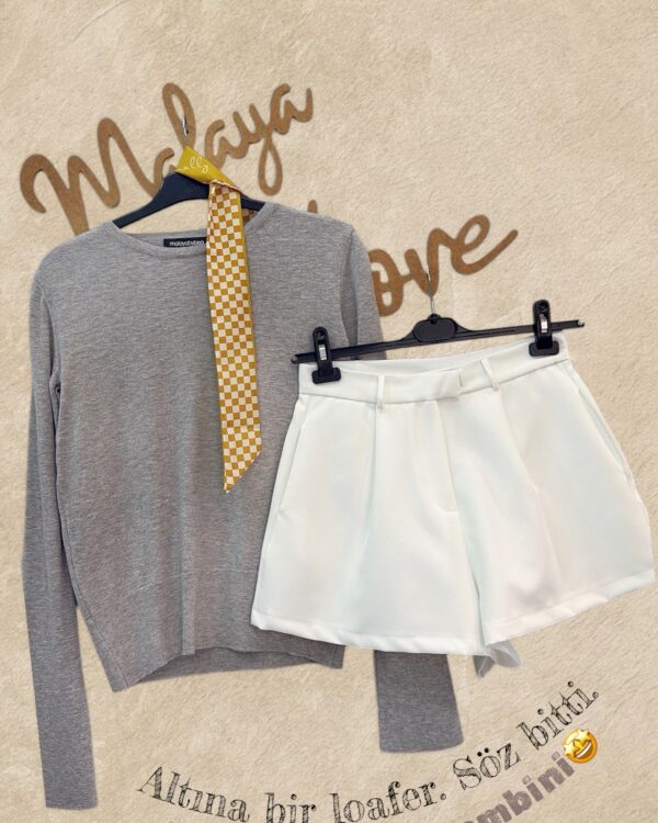 Yazlık Krep Mini Şort